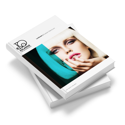 Lesboek Russian Manicure